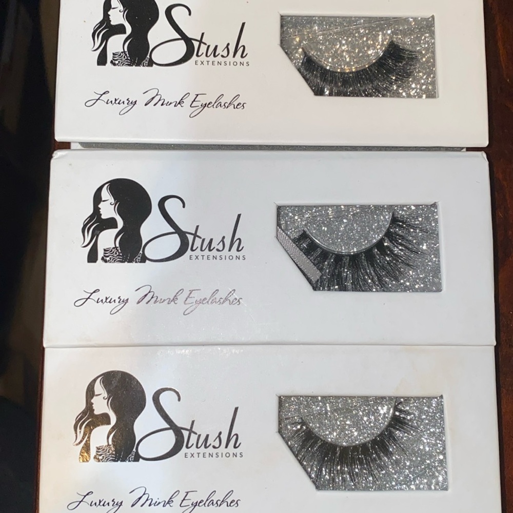NWT Luxury Mink Eyelashes by Stush Extensions